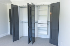 Reach In Closet