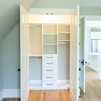 Secondary-Closet-Reach-In