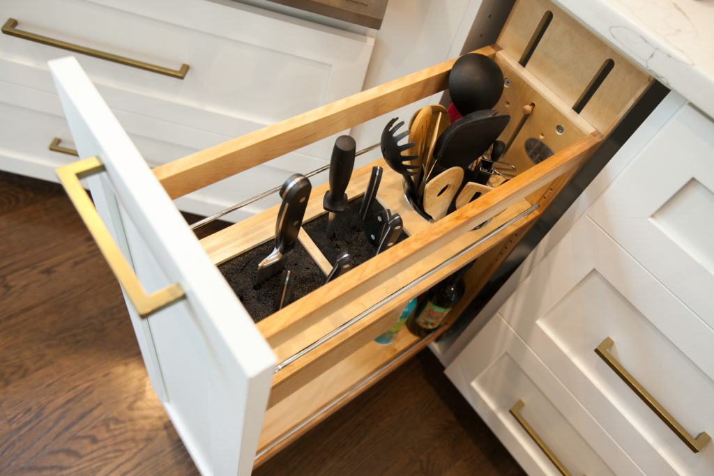 85 Smart Hidden Kitchen Storage Ideas - DigsDigs