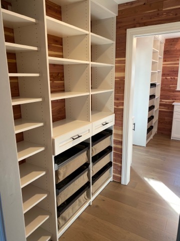 https://diplomatclosetdesign.com/wp-content/uploads/2019/11/custom-design-cedar-closet-3.jpg