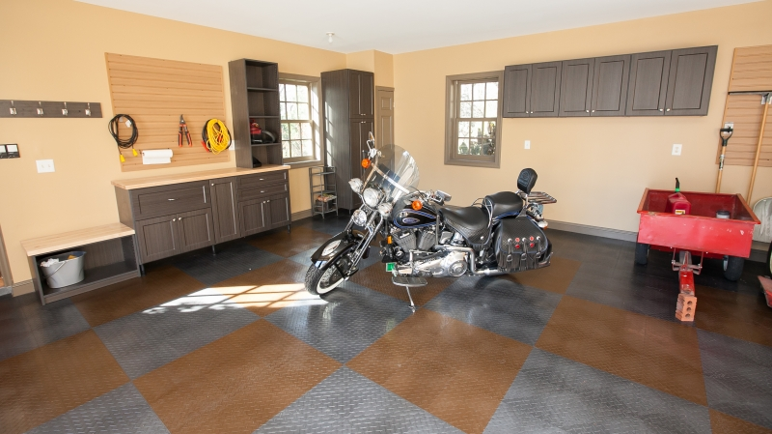 https://diplomatclosetdesign.com/wp-content/uploads/2020/02/storage-for-motorcycle.png